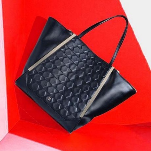 NWOT HEIRLOOM Wing Tote Embossed Leather - Picture 2 of 5